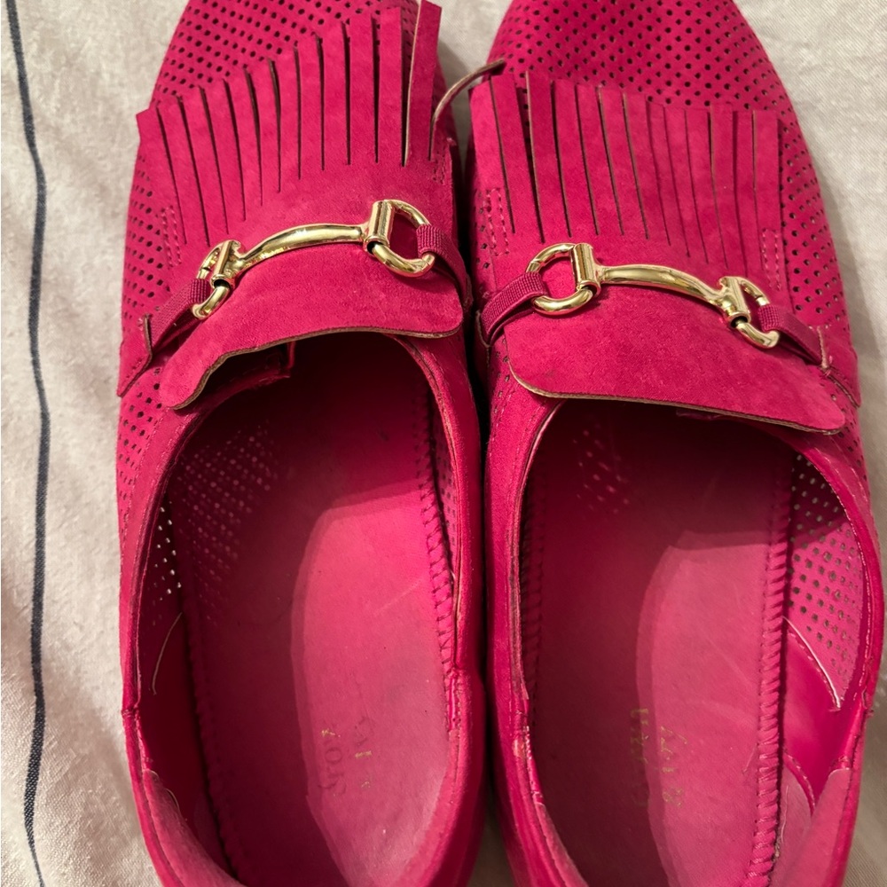 Elegant pink Loafers with Gold Accent - Picture 4 of 10